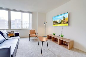 Apartment in the Heart of Crystal City
