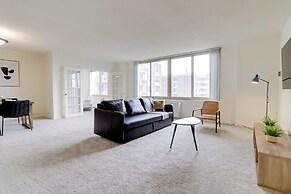 Apartment in the Heart of Crystal City