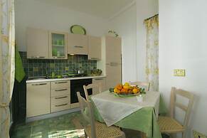 Exclusive Villa in Fontane Bianche - Beahost