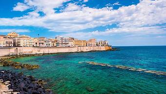 Elegant Villa by Fontane Bianche - Beahost Rentals