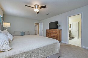 Beautiful Home With Private Pool in Champions Gate