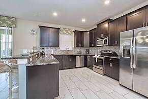 Beautiful Home With Private Pool in Champions Gate
