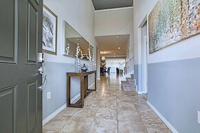 Home 8 Bdrm at Windsor Westside With Top Amenities