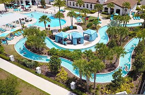 Home 8 Bdrm at Windsor Westside With Top Amenities