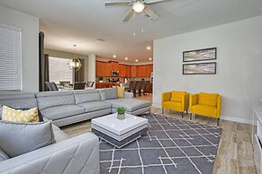 Spacious 6 Bed Home With Pool in Prime Storey Lake