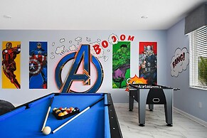 Home 9 Bed Themed Rooms Pool Storey Lake