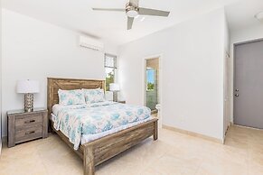 Tropical Waterfront Cooper Jack Villas