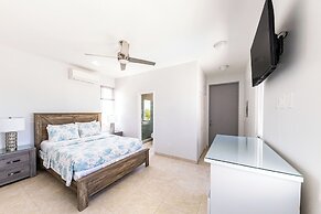 Tropical Waterfront Cooper Jack Villas