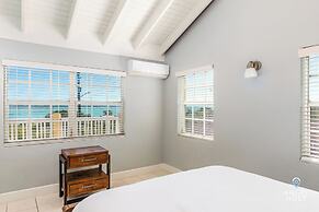 Bright & Roomie Bottle Creek Apts