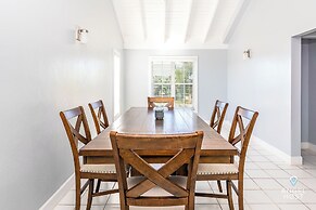 Bright & Roomie Bottle Creek Apts