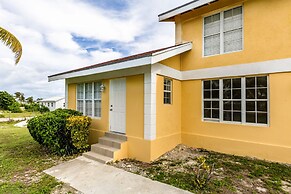 Tropical Bottle Creek Apts & Parking