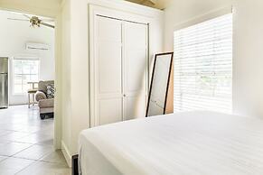 Tropical Bottle Creek Apts & Parking