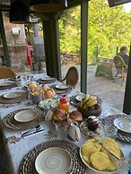 Casa Escondida Aveiga