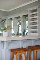 Beachfront Villa Sea Breeze ,hout Bay