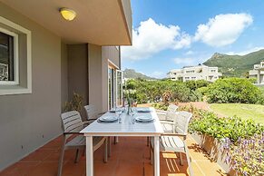 Beachfront Villa Sea Breeze ,hout Bay