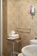 Beachfront Villa Sea Breeze ,hout Bay