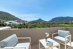 Beachfront Villa, Beach Club, Houtbay, Cape Town, South Africa