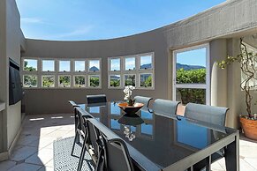 Beachfront Villa, Beach Club, Houtbay, Cape Town, South Africa