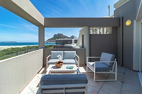 Beachfront Villa, Beach Club, Houtbay, Cape Town, South Africa