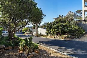 Charming Garden Cottage, Campsbay, Cape Town