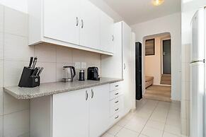 Charming Garden Cottage, Campsbay, Cape Town