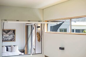 Luxury Eco Haven With Garden Cottage - Hout Bay