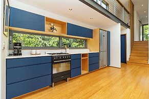 Luxury Eco Haven With Garden Cottage - Hout Bay