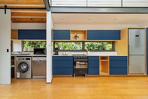 Luxury Eco Haven With Garden Cottage - Hout Bay