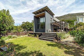 Luxury Eco Haven With Garden Cottage - Hout Bay