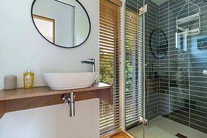 Luxury Eco Haven With Garden Cottage - Hout Bay