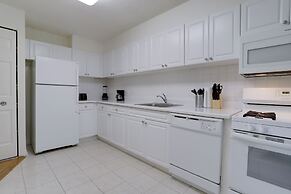 DC Airport Metroline Apartments