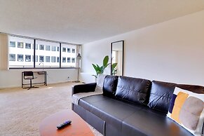 DC Airport Metroline Apartments