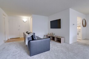 DC Airport Metroline Apartments