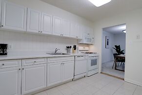 DC Airport Metroline Apartments