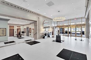 DC Airport Metroline Apartments