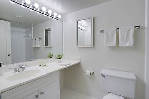 DC Airport Metroline Apartments