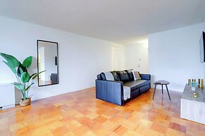 DC Airport Metroline Apartments