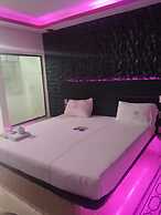 AUTO HOTEL CONSTELACION