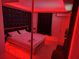 AUTO HOTEL CONSTELACION