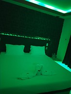 AUTO HOTEL CONSTELACION