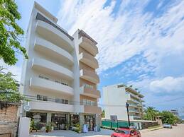 Belle Vie Golden Zone Condos