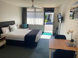 Academy Motor Inn