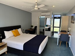 Academy Motor Inn