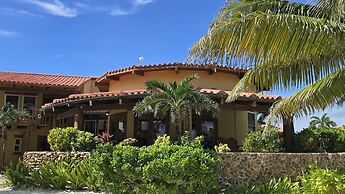 Villa Esplanade- Seascape Villas