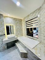 Tran Long District 12