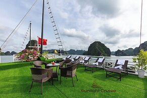 Halong Sunlight Premium Cruise