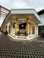 The Cabin Hotel Lovina Bali