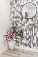 Rivetstays - The Parade