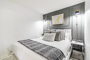 Rivetstays - The Parade