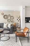 Rivetstays - The Parade